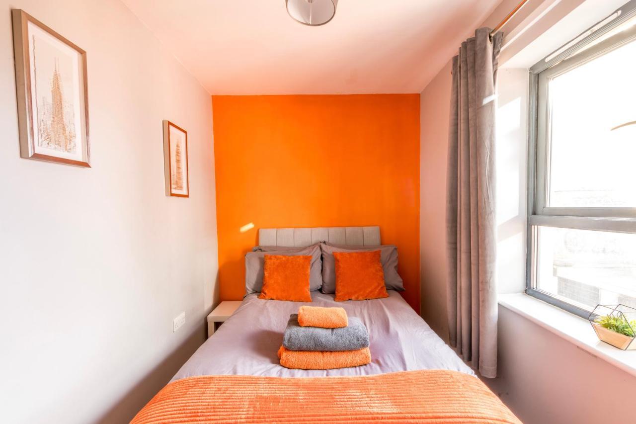 Prime Location - Modern City Apartment! Бристоль Екстер'єр фото