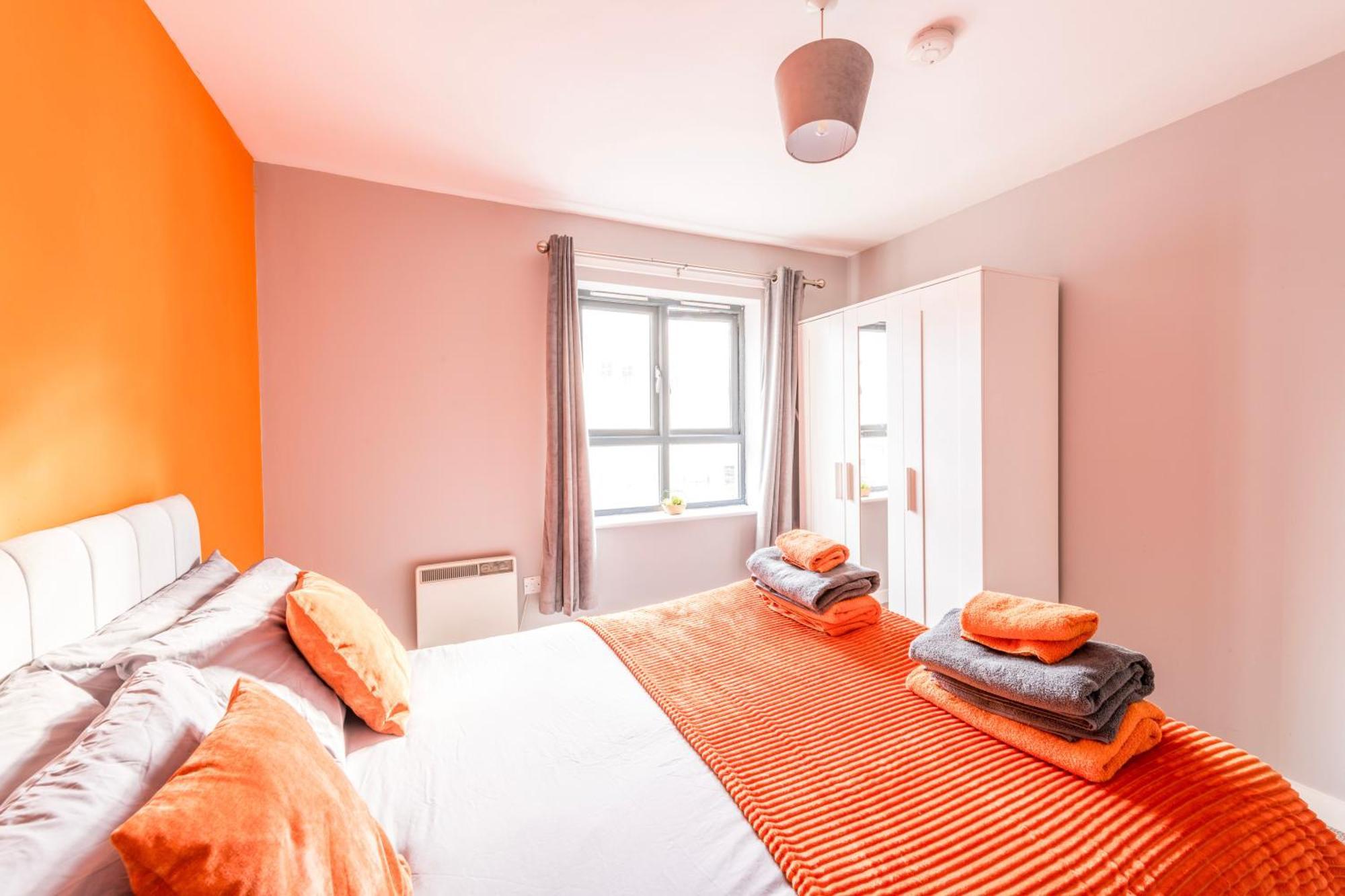 Prime Location - Modern City Apartment! Бристоль Екстер'єр фото